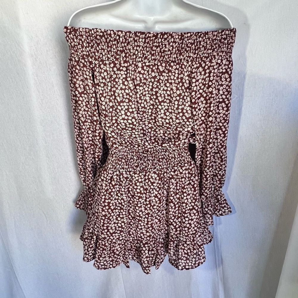 Falling Love Women's Brown Off The Shoulder Ruffle Cinched Waist Romper Size Sma - Picture 5 of 8